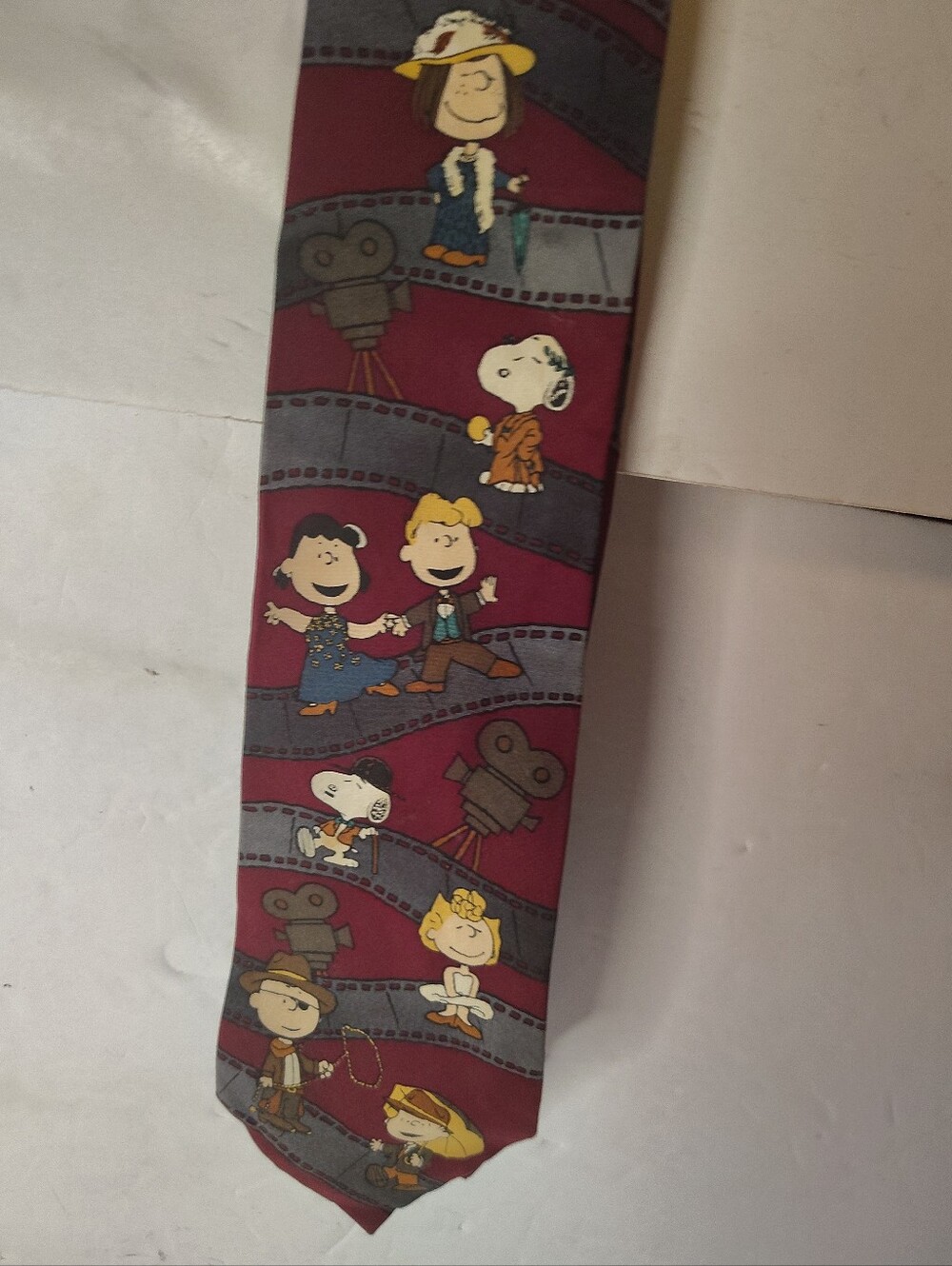 Peanuts Hollywood Salute Neck Tie 100% Silk Made In USA